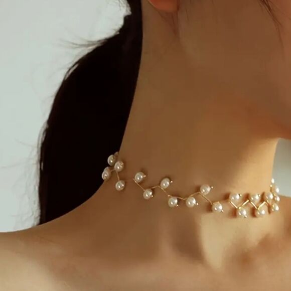 Bohemian Chic Faux Pearl Choker for Women Gold or Silver Tone - Picture 7 of 11